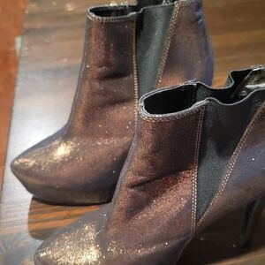 Rock & Republic Glittering Gold Heeled Boots